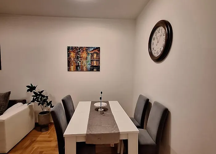 Nika Vracar 贝尔格莱德