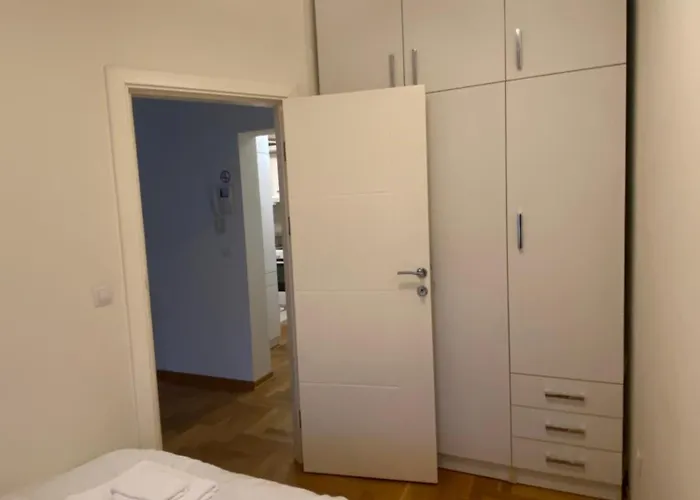 Nika Vracar 베오그라드